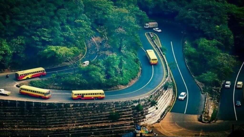 Traffic expected to be blocked intermittently at Thamarassery Churam due to roadwork and tree removal operations, with authorities advising travelers to start early.