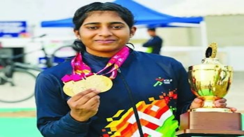 Niya Sebastian celebrating after winning three gold medals in cycling at the Khelo India University Games.